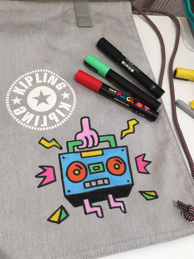 Kipling Bags Mister Phil Illustration